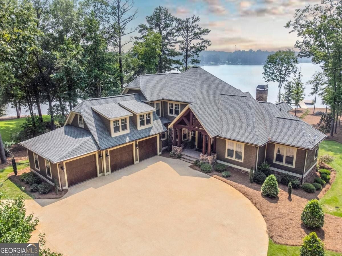 131 Carolyn DR