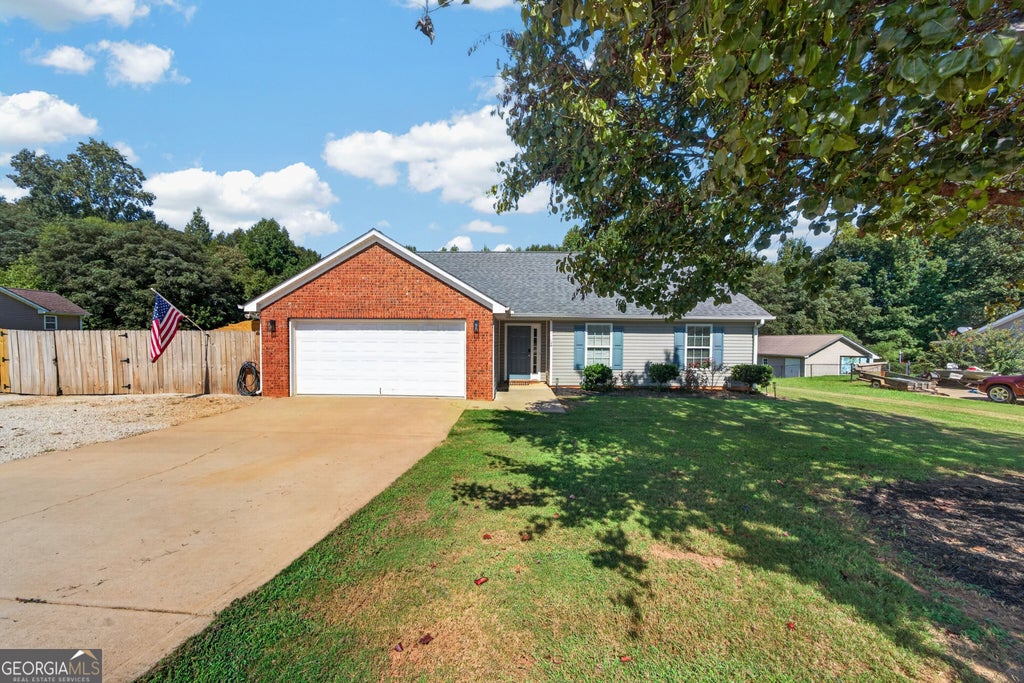 Photo of 104 Oconee Meadows Lane, Eatonton, GA 31024 (MLS # 10849243)