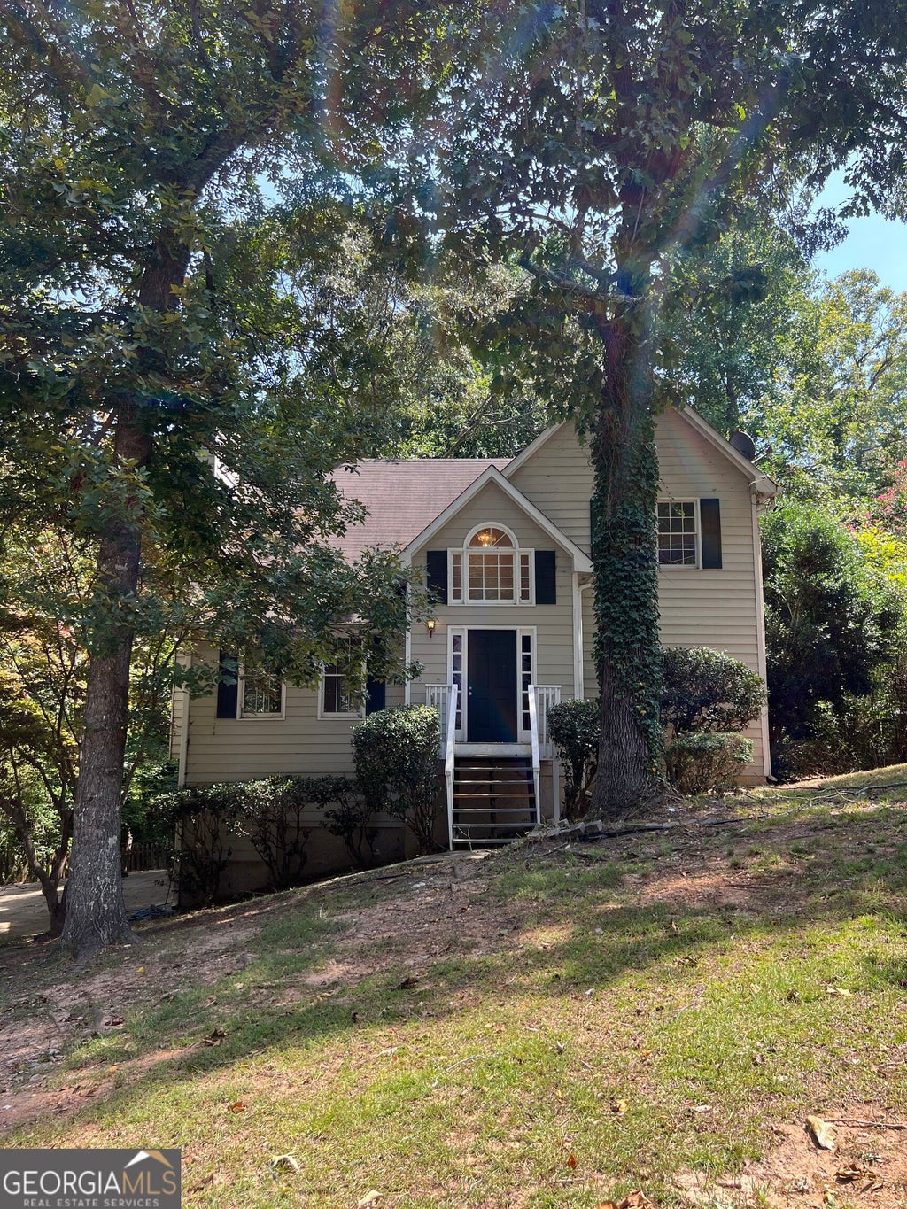 Photo of 222 Garretts Drive, Douglasville, GA 30134 (MLS # 10851945)