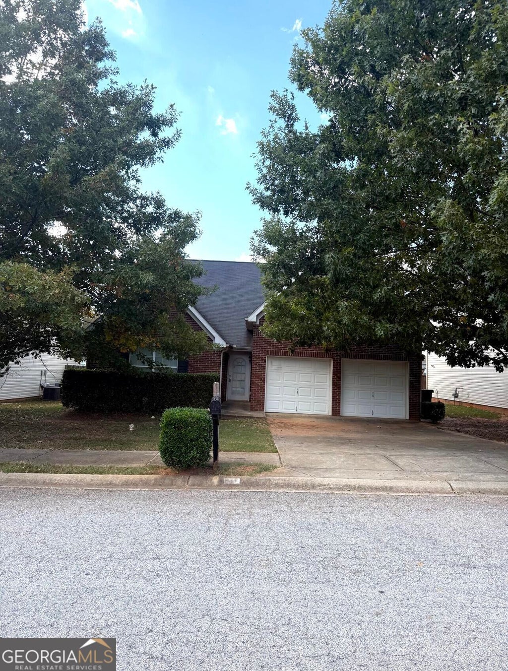 Photo of 1951 Sawgrass Drive, Hampton, GA 30228 (MLS # 10882223)