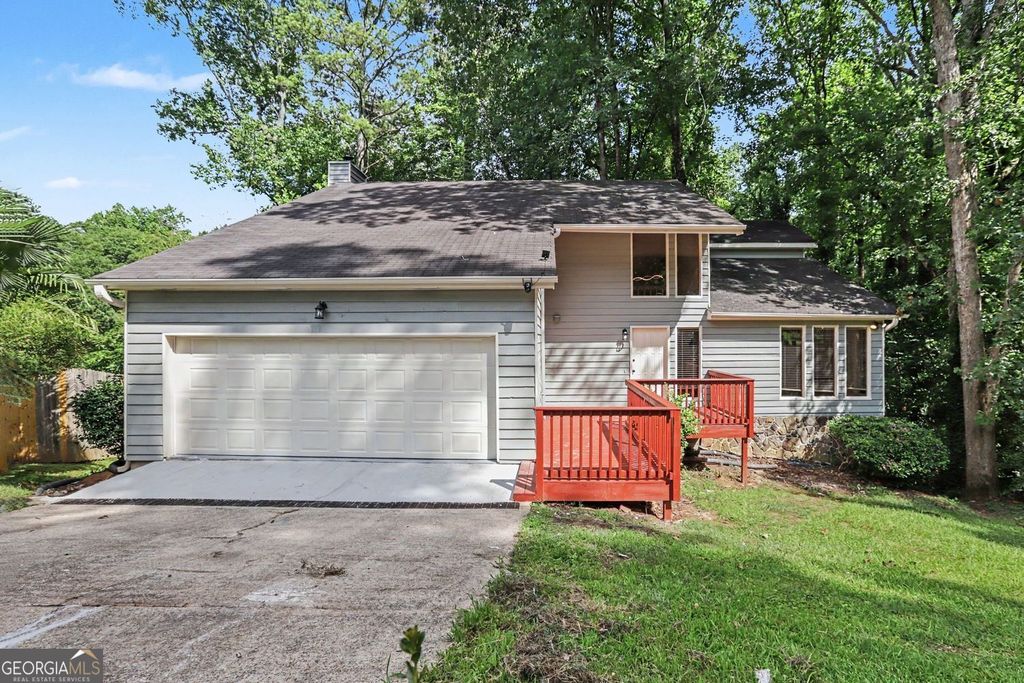 Photo of 5148 Rocky Glen, Stone Mountain, GA 30088 (MLS # 10810653)