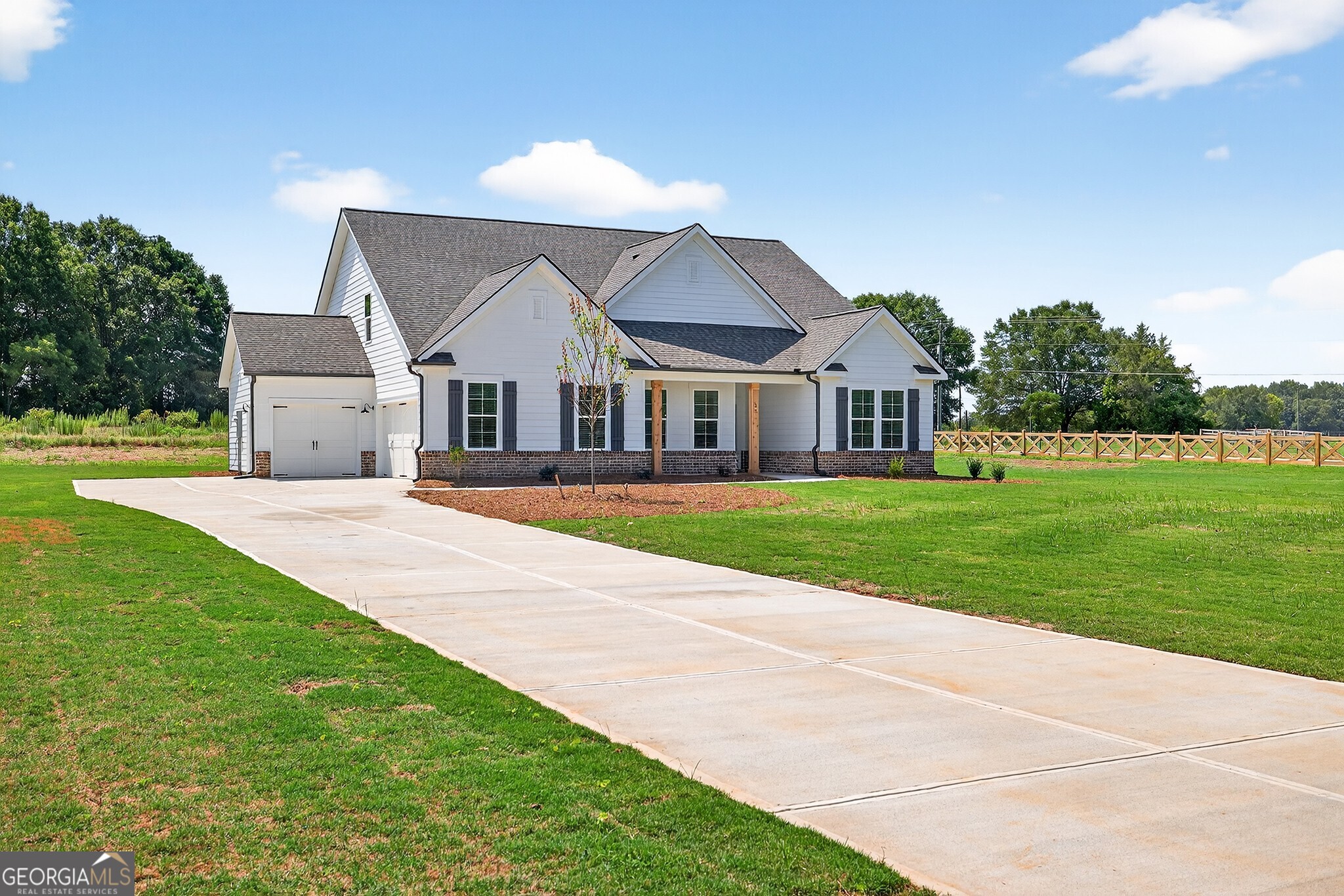 37 Cherokee CT