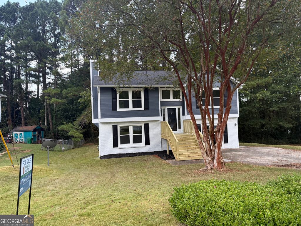 Photo of 2443 Shoals Terrace, Decatur, GA 30034 (MLS # 10703380)