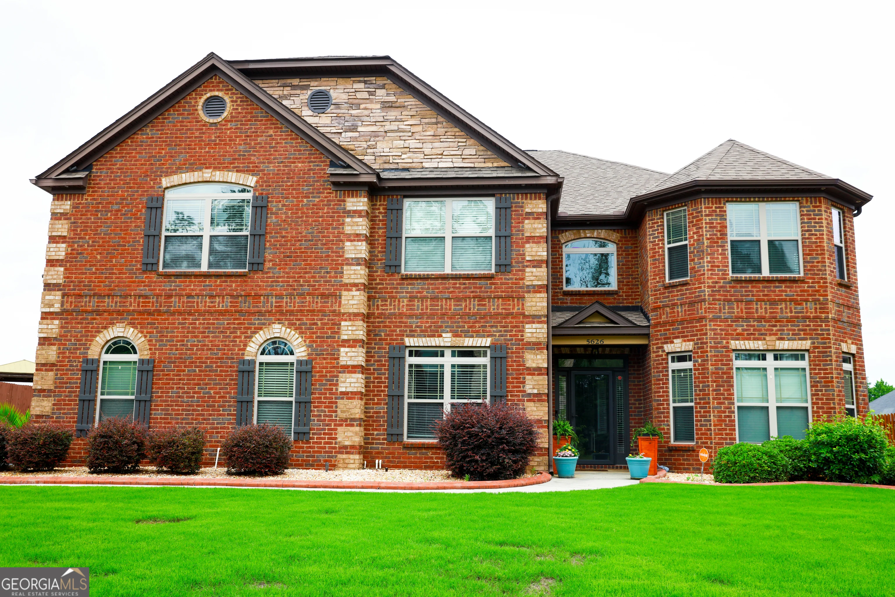 5626 Casa Blanca Lane