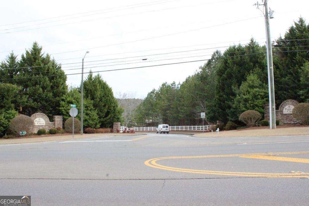 Park Creek - Land