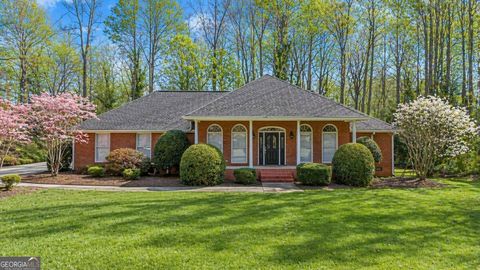 Photo of 227 Rollingwood Circle NW, Rome, GA 30165 (MLS # 10675037)