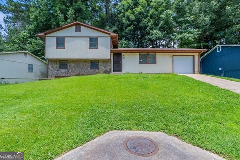 2247 Cherokee Valley DR Lithonia GA 30058