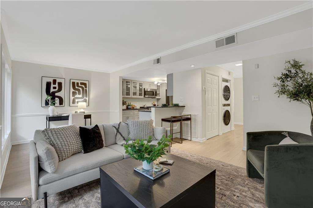 Photo of 9 Ivy Gates NE, Atlanta, GA 30342 (MLS # 10777327)