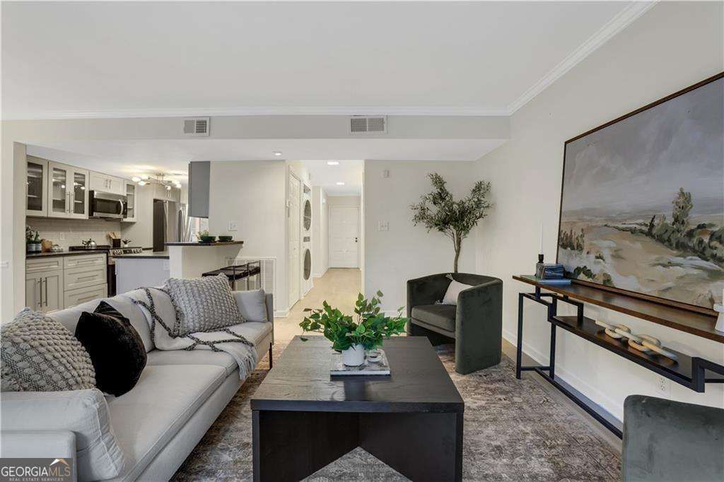 Photo of 9 Ivy Gates NE, Atlanta, GA 30342 (MLS # 10777327)