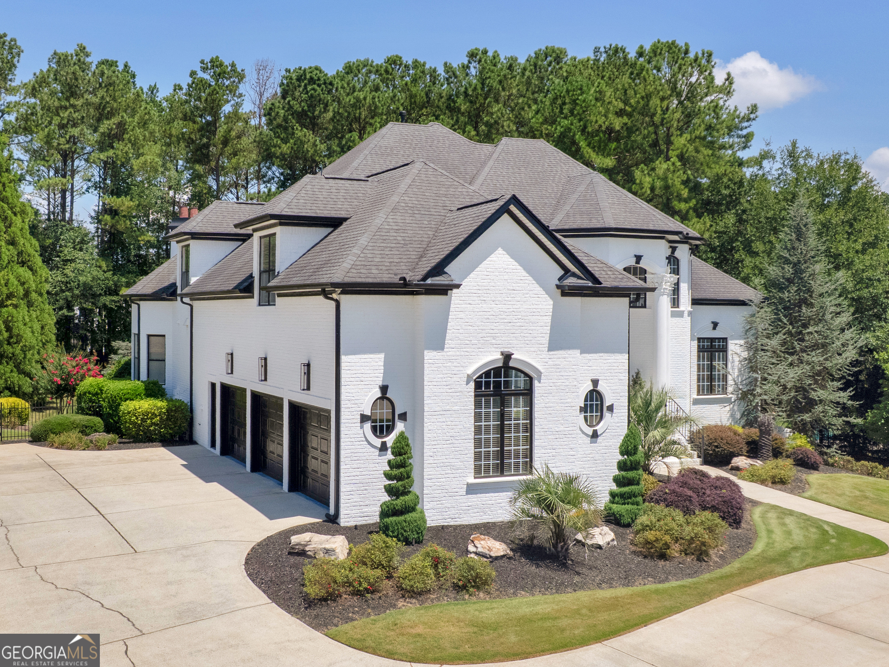 1002 Legacy Hills DR