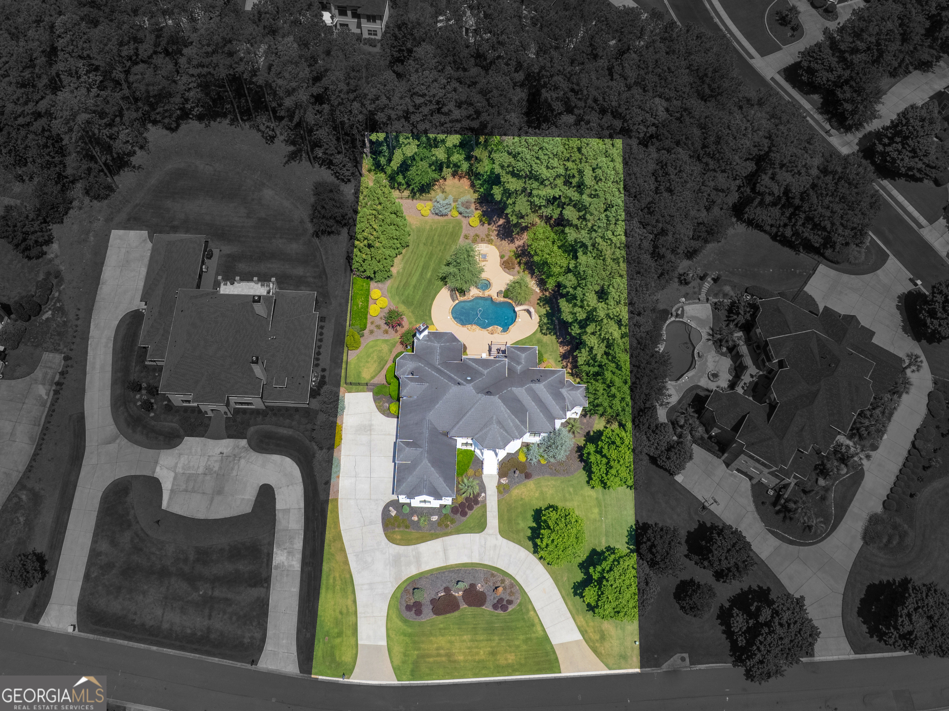 1002 Legacy Hills DR