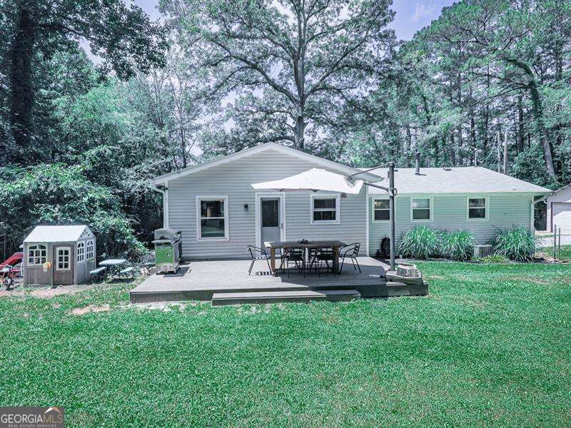 543 S Holly Springs RD