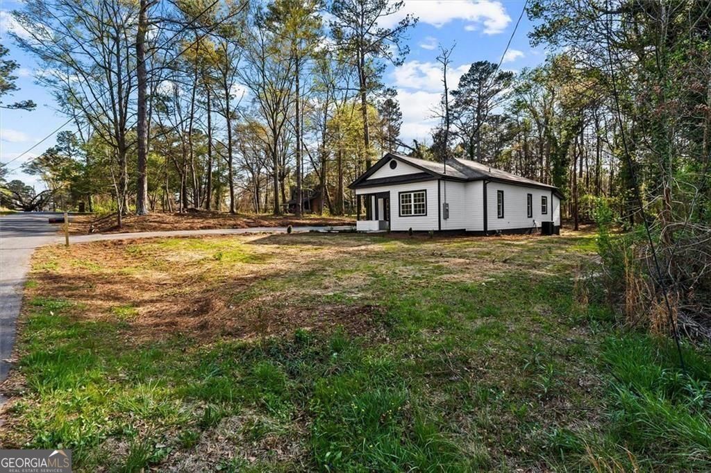 5580 Burrus RD