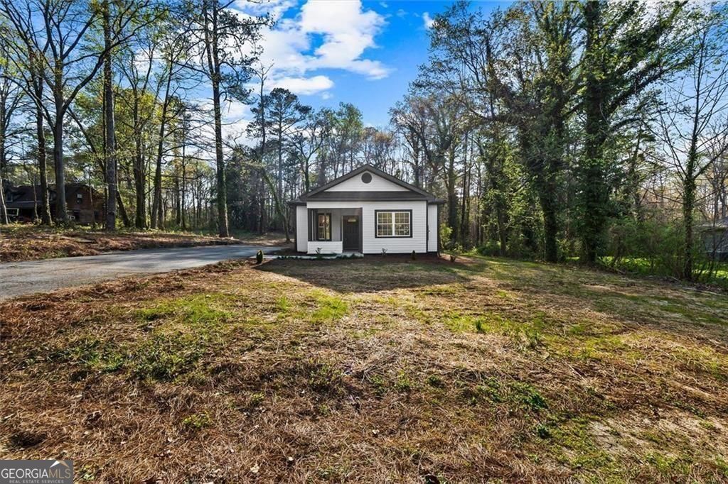5580 Burrus RD