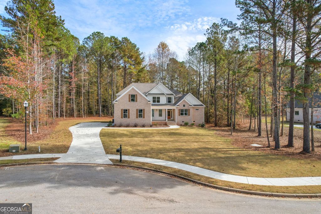 Photo of 2002 Millstream Court, Griffin, GA 30224 (MLS # 10766160)