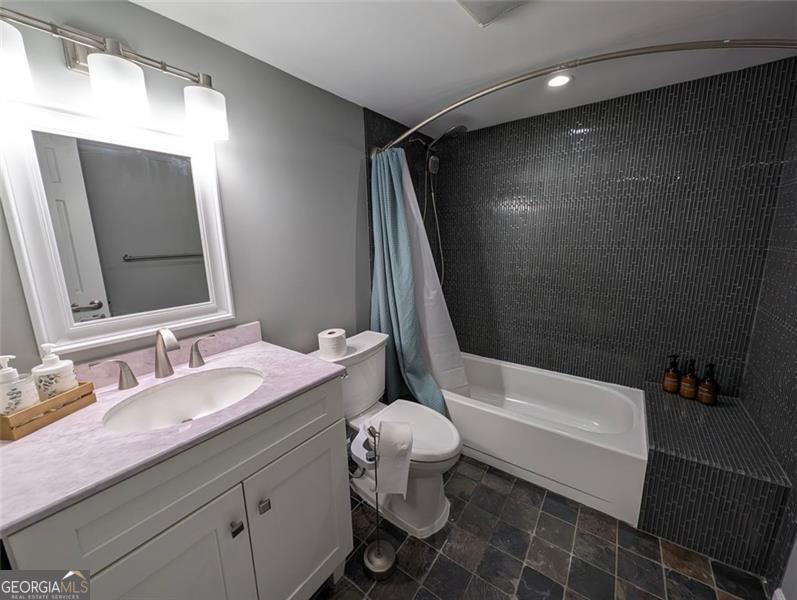 Lake Colony - Residential Lease