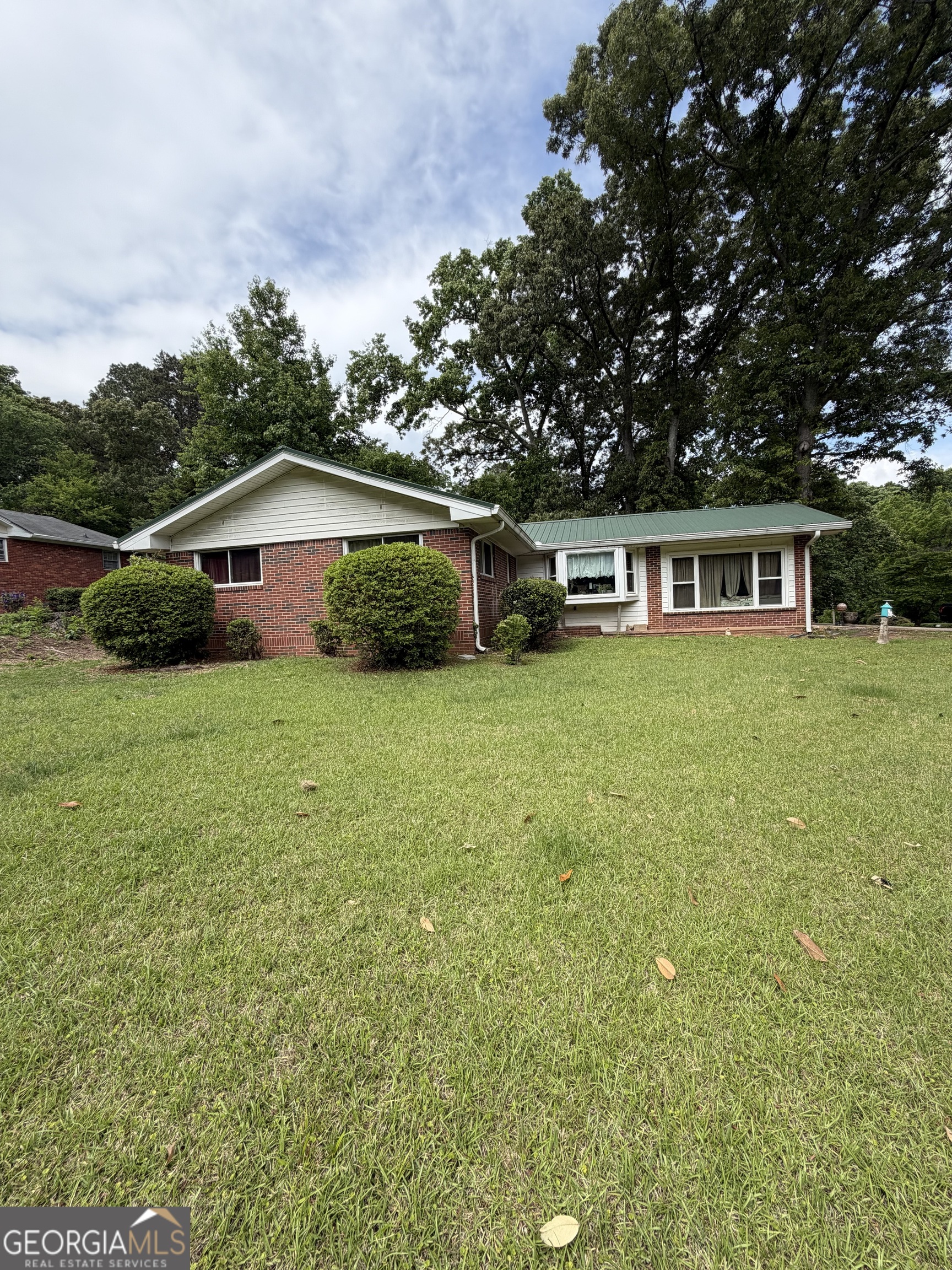 5512 Andrew DR SW