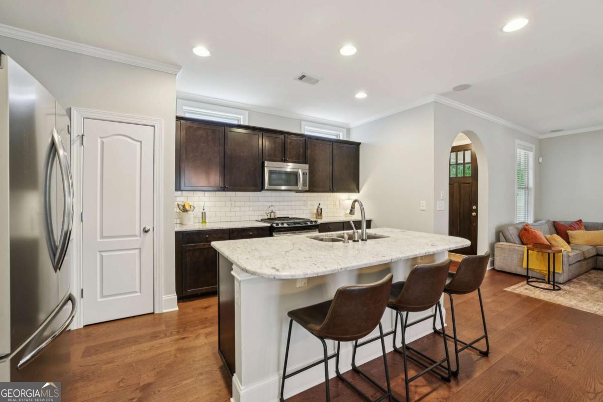 996 Flotilla DR SE