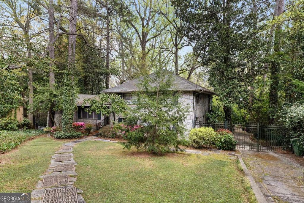 Photo of 747 Lullwater Road NE, Atlanta, GA 30307 (MLS # 10721816)