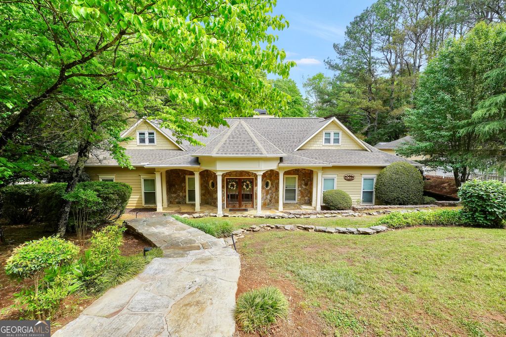Photo of 1010 Little River Way, Alpharetta, GA 30004 (MLS # 10756381)