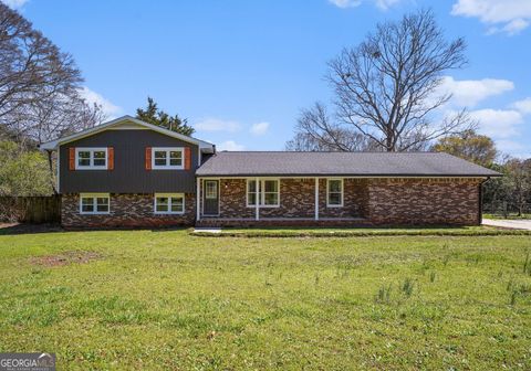 8832 Twin Oaks DR Jonesboro GA 30236