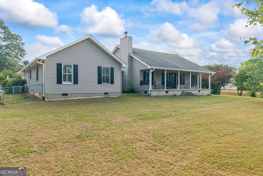 Photo of 976 Shoal Creek Road, Lavonia, GA 30553 (MLS # 10770620)
