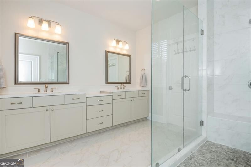 Rowes Downtown - Residential