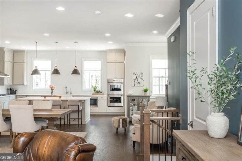 Rowes Downtown - Residential