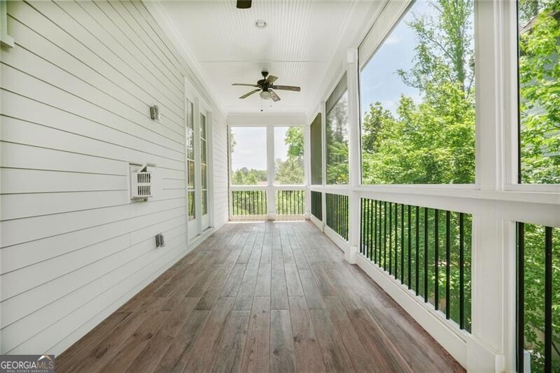Rowes Downtown - Residential