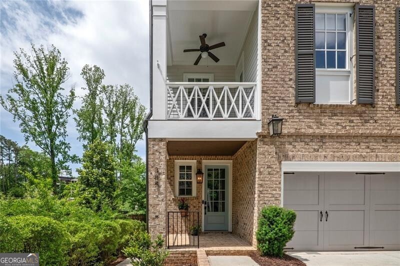 Rowes Downtown - Residential