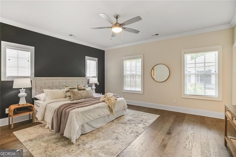 Rowes Downtown - Residential