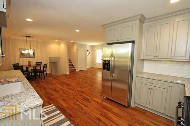 Pioneer Woods - Residential