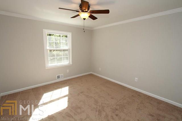 Pioneer Woods - Residential