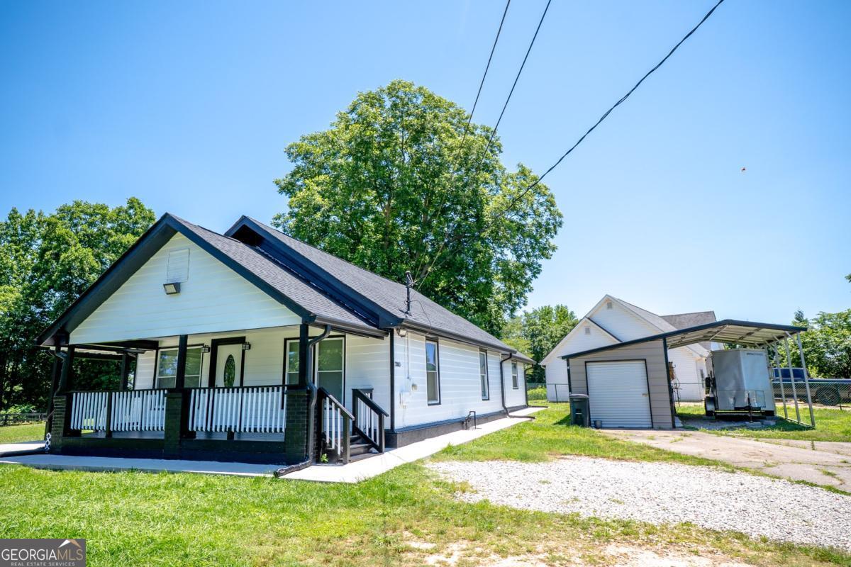 3060 Gillsville HWY