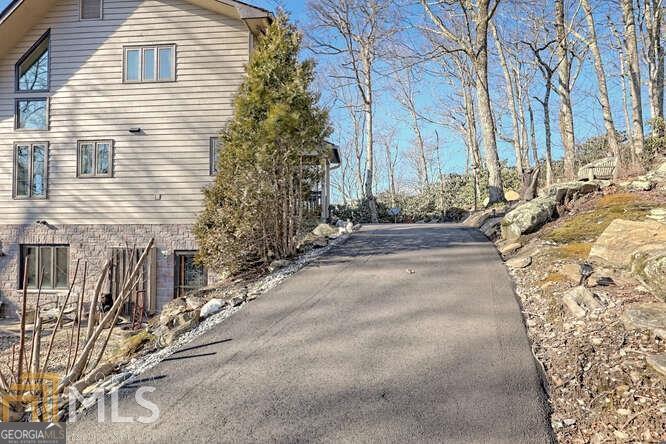 112 Upper Scenic DR