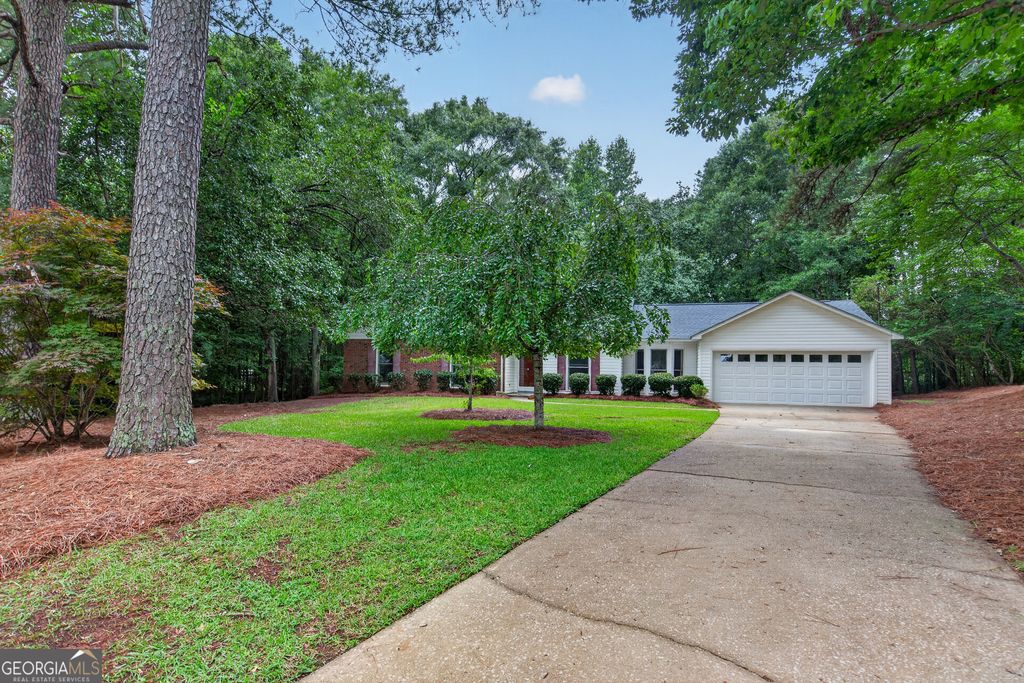 Photo of 113 Evans Court, Lagrange, GA 30241 (MLS # 10784027)
