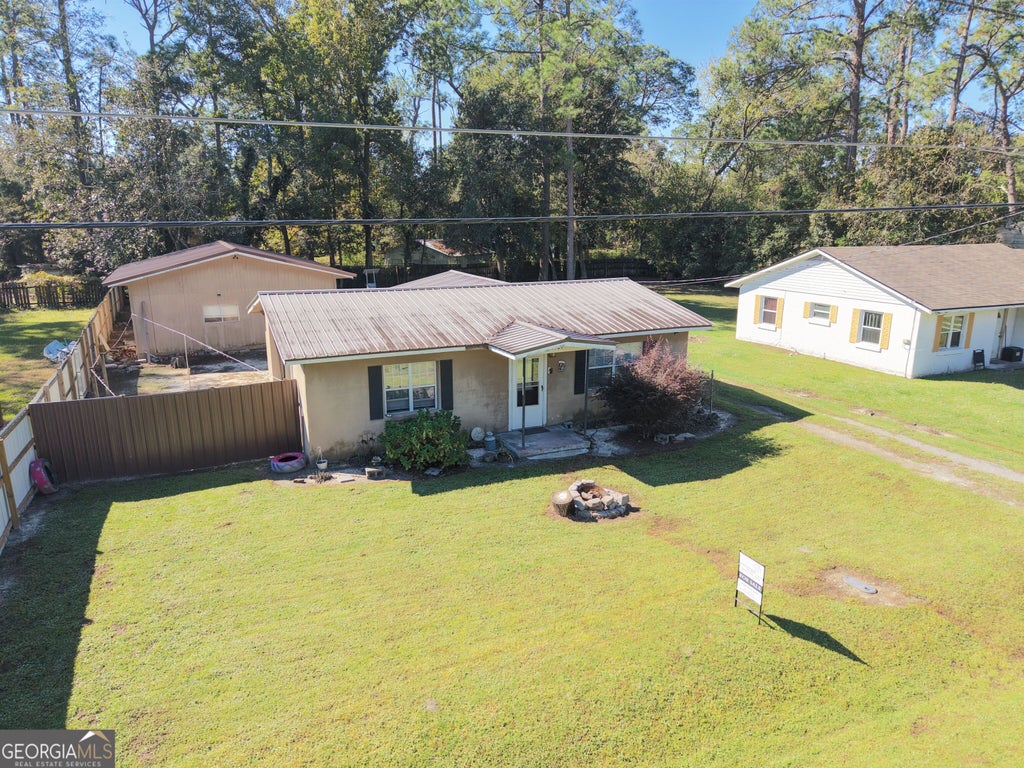 Photo of 509 Community Drive, Waycross, GA 31501 (MLS # 10873054)