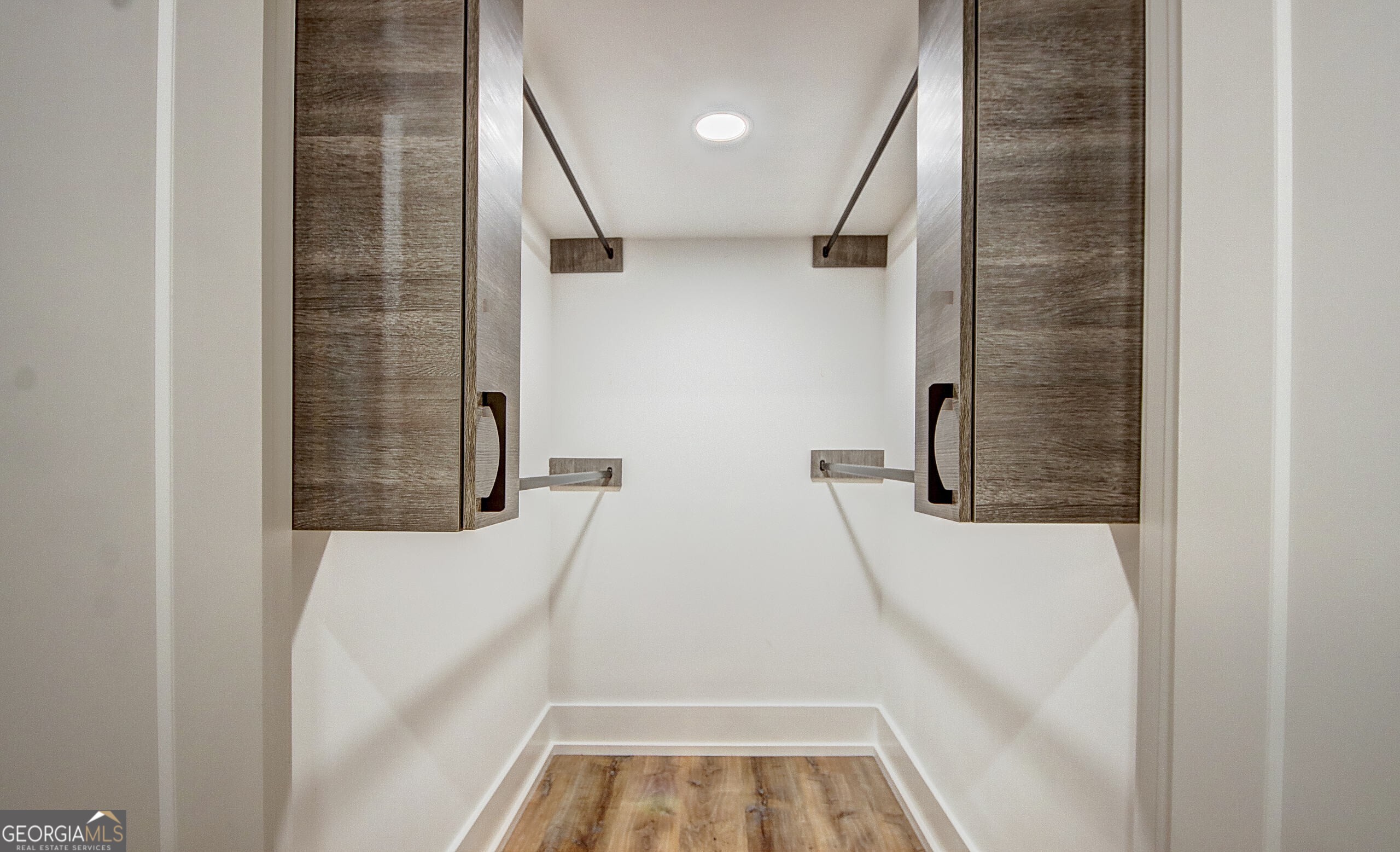 Atlanta, Georgia 30311, United States, 1 Bedroom Bedrooms, ,1 BathroomBathrooms,Residential,Pending,27498