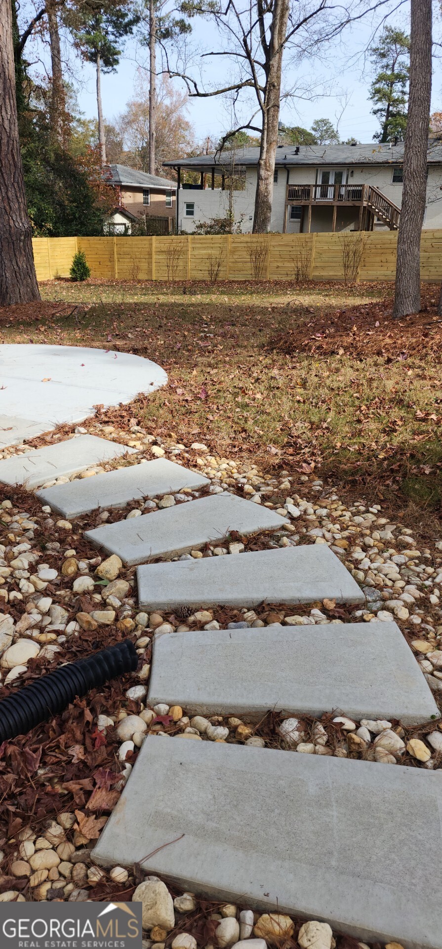 Atlanta, Georgia 30311, United States, 1 Bedroom Bedrooms, ,1 BathroomBathrooms,Residential,Pending,27498