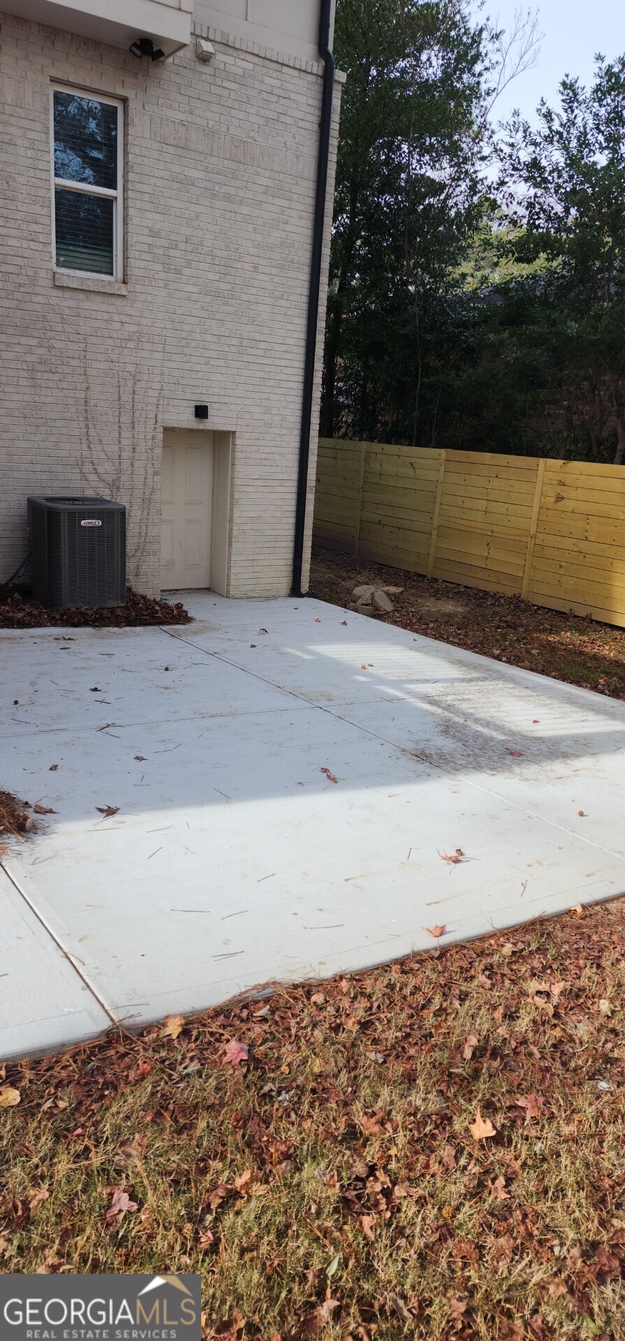 Atlanta, Georgia 30311, United States, 1 Bedroom Bedrooms, ,1 BathroomBathrooms,Residential,Pending,27498