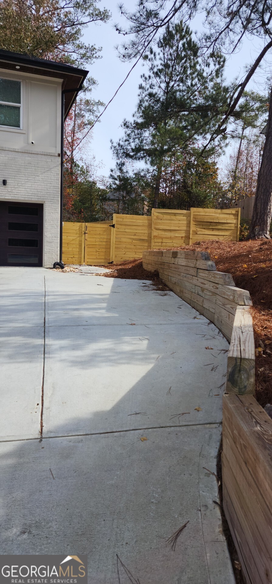 Atlanta, Georgia 30311, United States, 1 Bedroom Bedrooms, ,1 BathroomBathrooms,Residential,Pending,27498