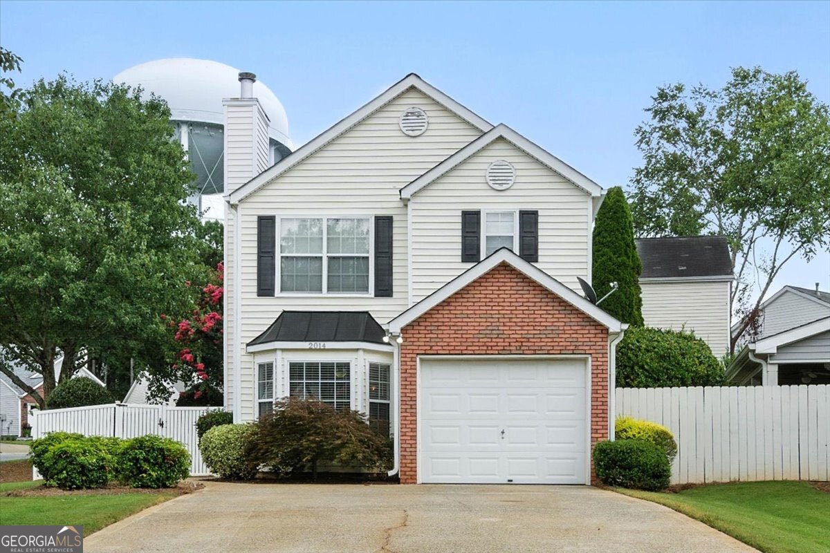 Rare opportunity to own this charming 2-bedroom, 2.5-bath single-family home situated on a desirable corner lot. Features include a long driveway, a flat, fenced front and backyard, and an abundance of natural light throughout. Freshly painted and move-in ready-this bright and welcoming home is ready for its new owner!