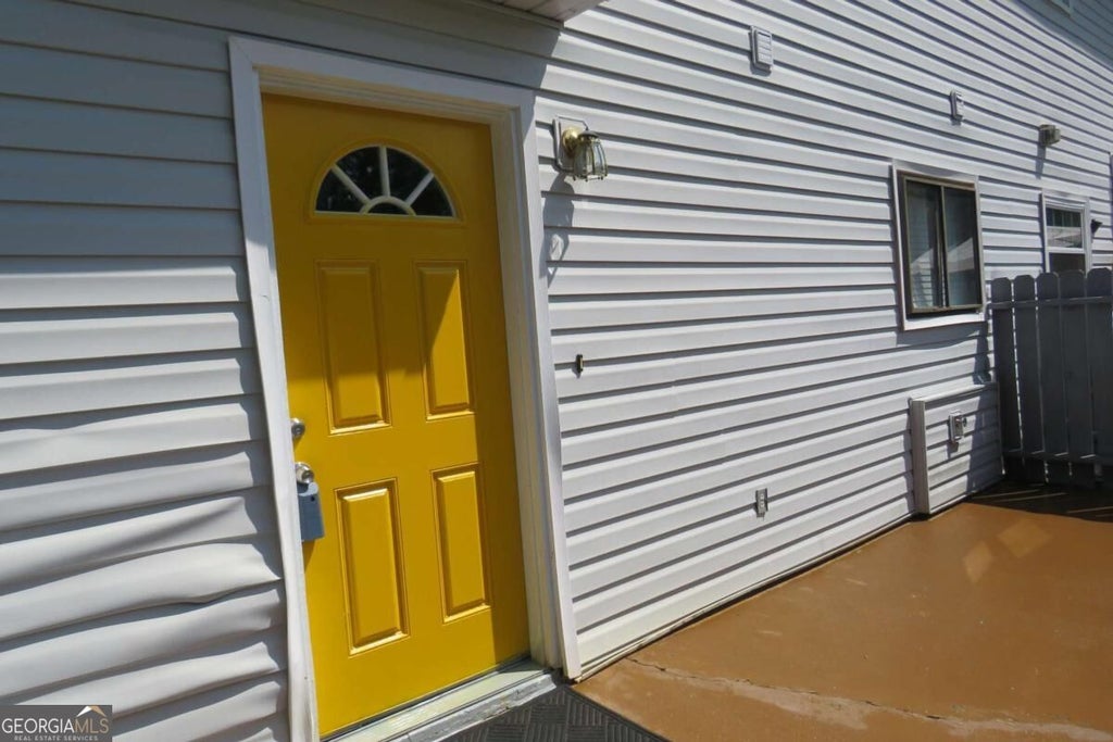 Photo of 22 FAIRVIEW Drive, Jonesboro, GA 30238 (MLS # 10878680)