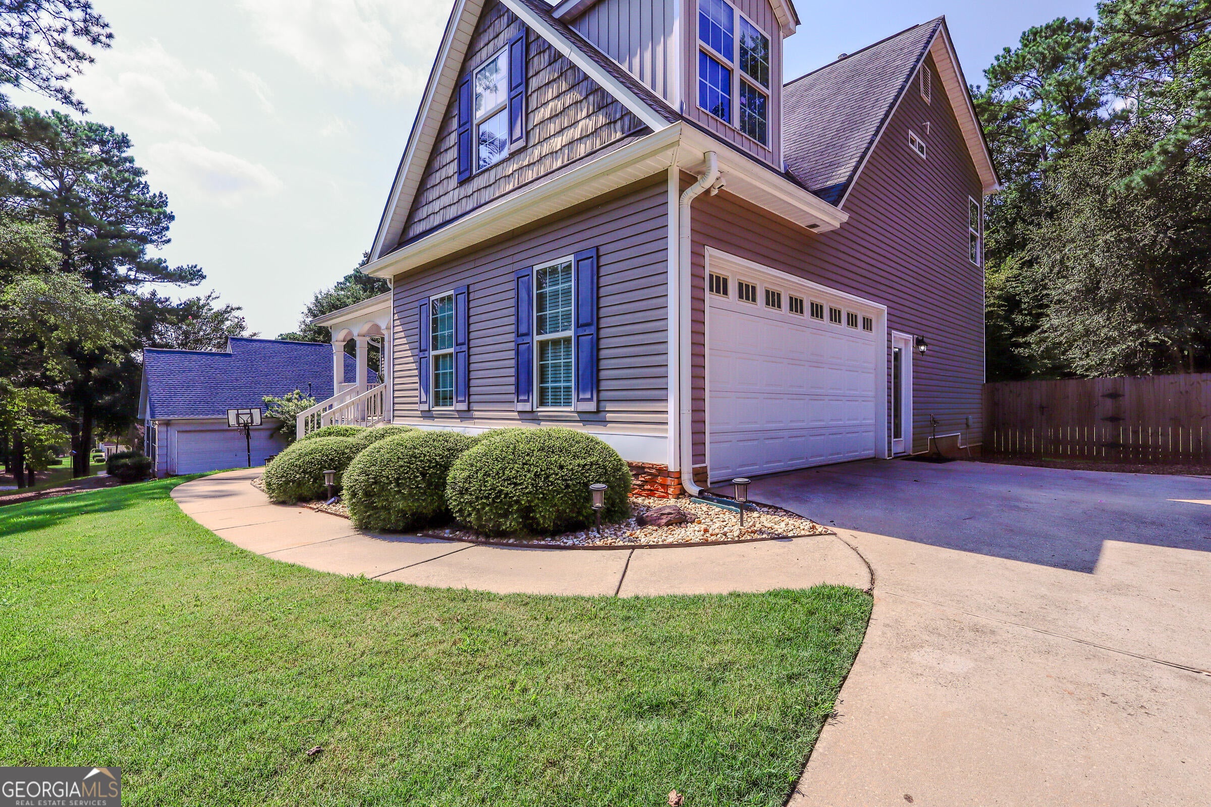 100 Chapman Oak DR
