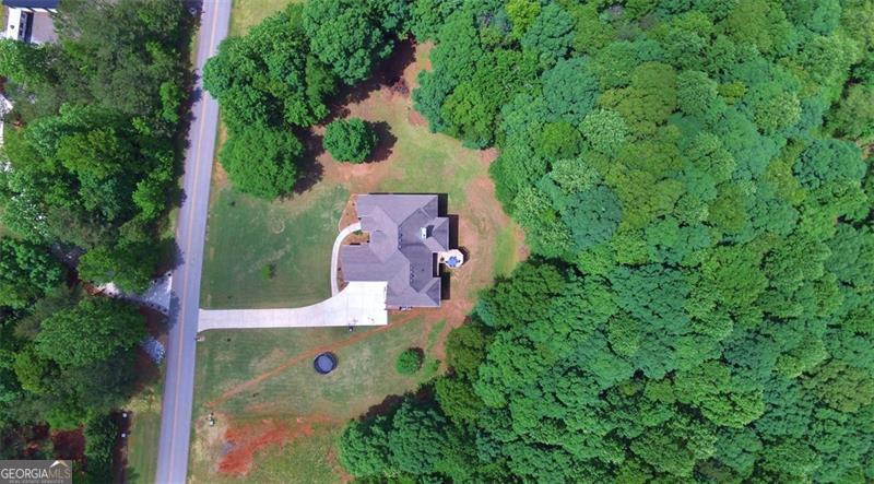 454 Primrose LN