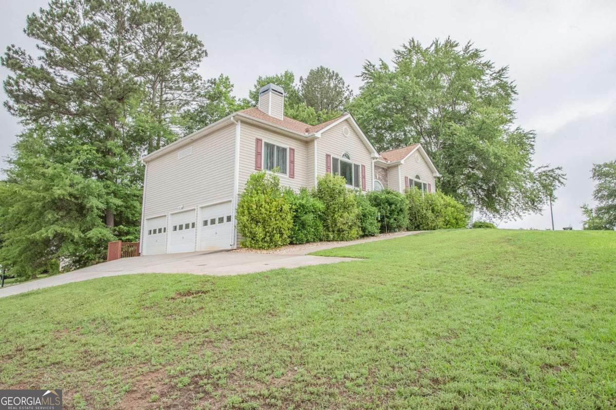 126 W Woodland MNR
