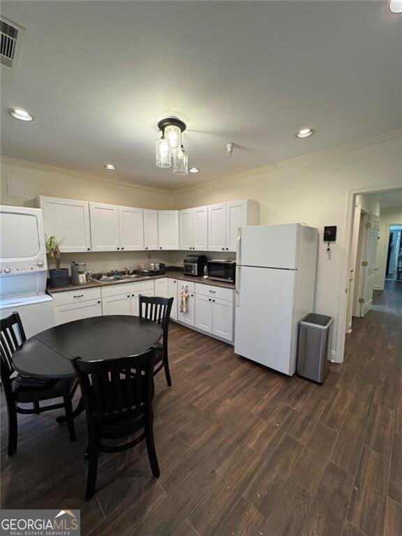 100 Prospect PL