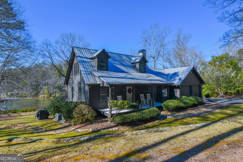 Photo of 1207 Old River Road, Cornelia, GA 30531 (MLS # 10868979)