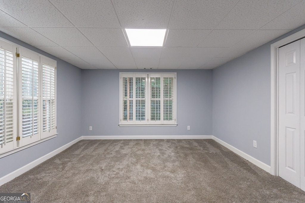 Sentinel Lake - Residential