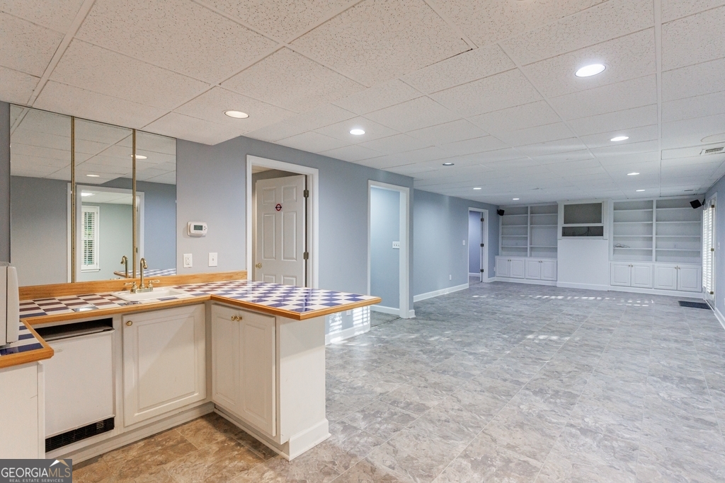 Sentinel Lake - Residential